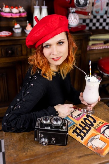 Fotografie BO7A1691web.jpg v galerii Ženy - Retro (Pin up) od fotografky Eriky Matějkové