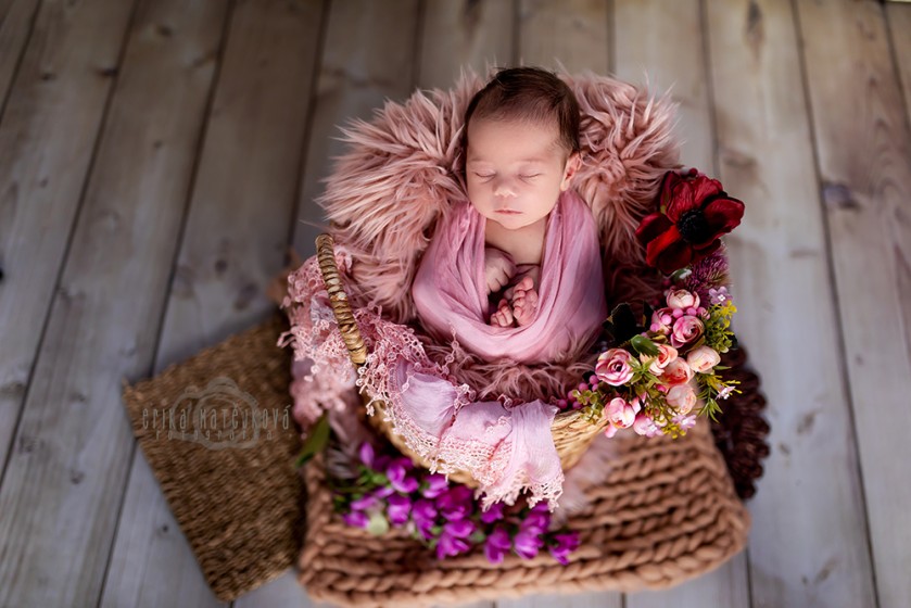Fotografie BO7A5599fb.jpg v galerii Novorozenci od fotografky Eriky Matějkové