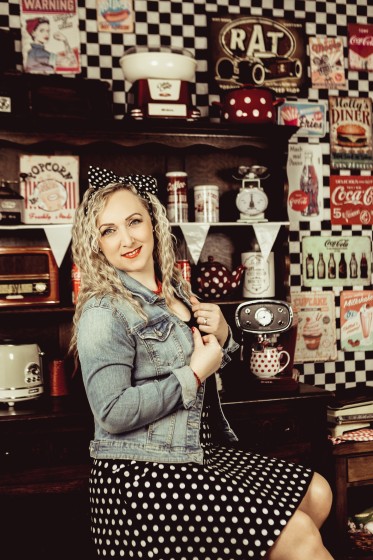 Fotografie BO7A4343-2-2.JPG v galerii Ženy - Retro (Pin up) od fotografky Eriky Matějkové