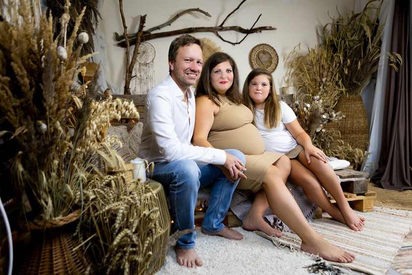 Fotografie BO7A9270a.jpg v galerii Těhotenské od fotografky Eriky Matějkové