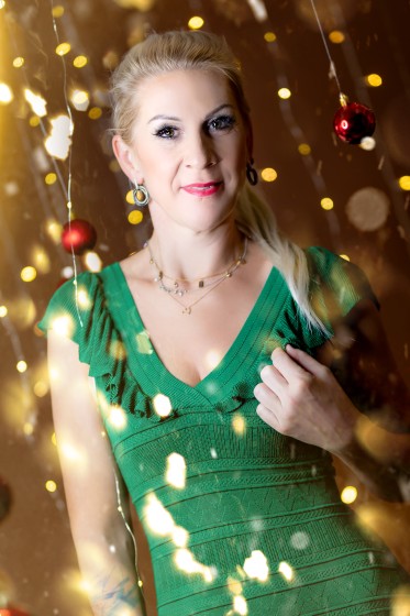 Fotografie BO7A8323c.jpg v galerii Vánoční ženy od fotografky Eriky Matějkové